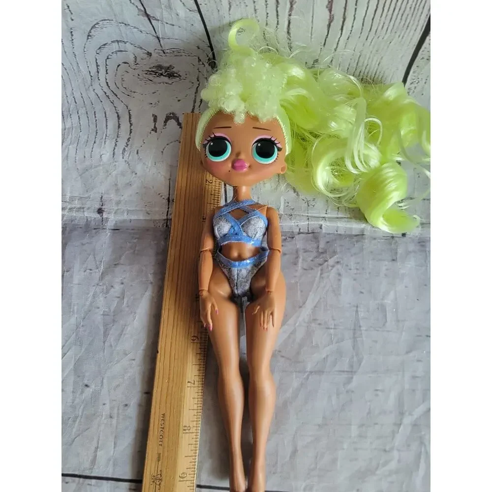 LOL Surprise OMG Lady Diva Fashion Doll 9in Incomplete As Is